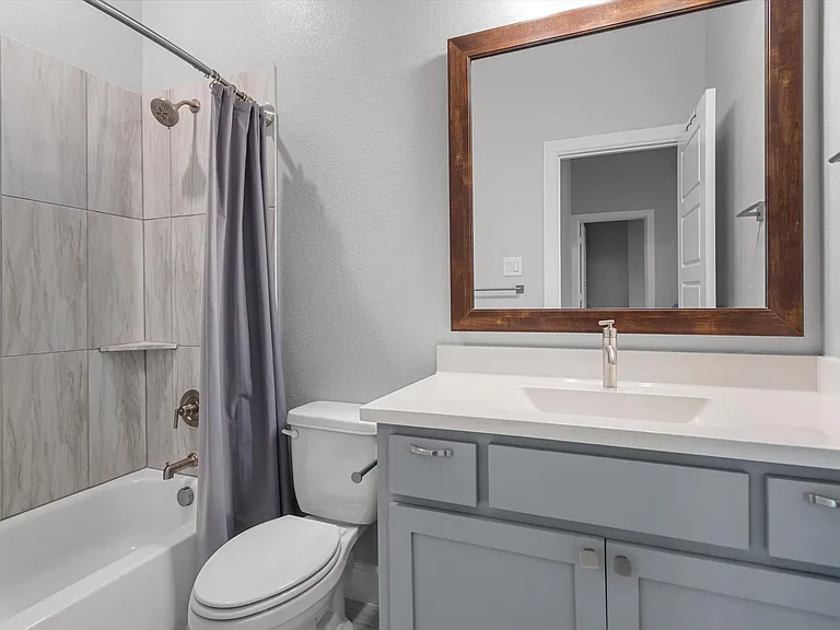 2304 Clancy Dr — Photo 15
