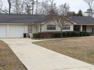 1115 Fridge Dr, Atmore, AL 36502