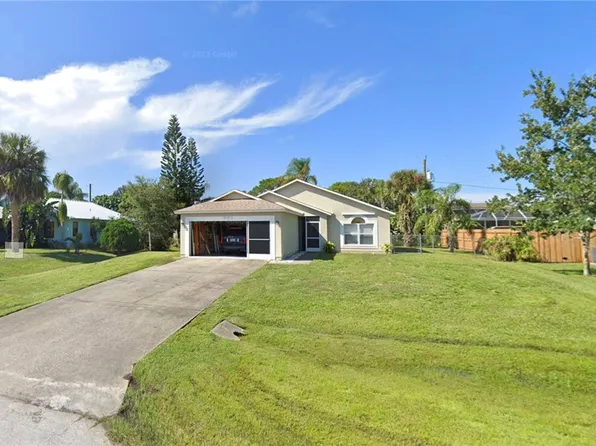 980 Dolphin Ave, Sebastian, FL 32958