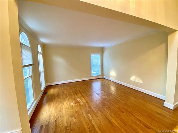 4th image of 7223 Graybeard Ct