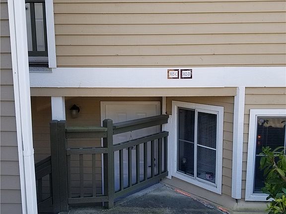 2nd image of 5300 Harbour Pointe Blvd Unit 302D