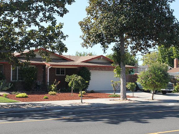 2nd image of 5807 Blossom Ave