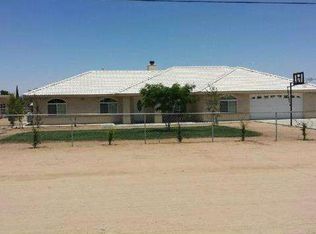 15122 Cedar St, Hesperia, CA 92345