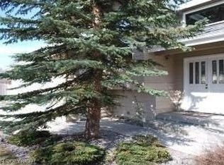 12800 Cumberland Cir, Anchorage, AK 99516