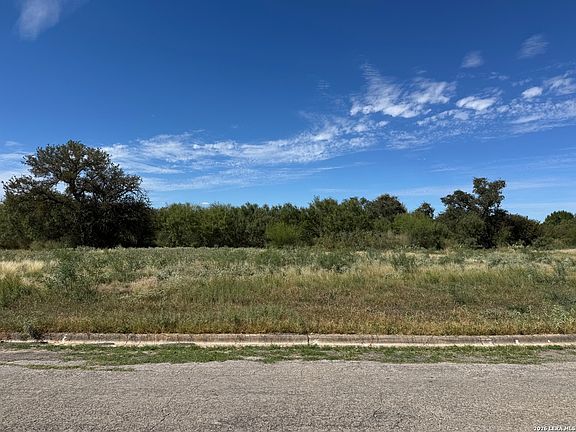 4th image of 600 RIO ST LOT D-I