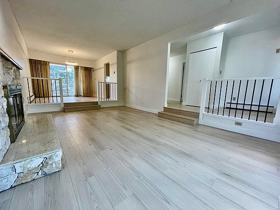 5th image of 657 Poirier St
