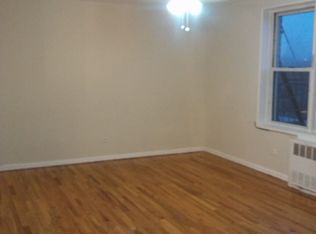 13729 Geranium Ave, Flushing, NY 11355