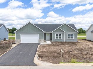 1744 E Kyle Cir, Beloit, WI 53511