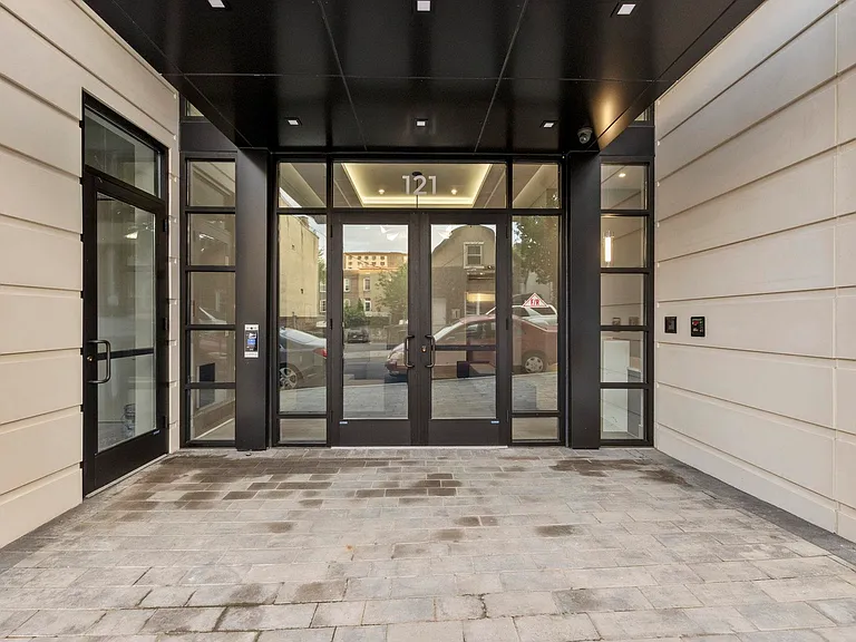 660 Grand St #310 — Photo 45