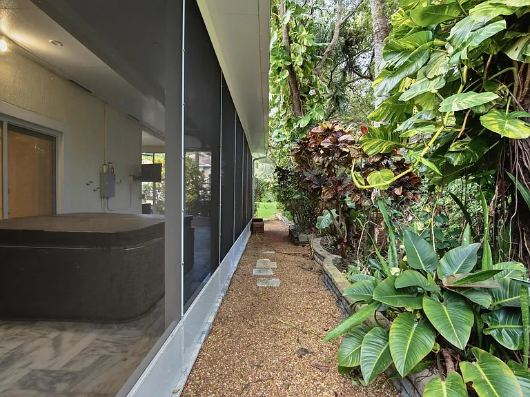 8552 Via Giardino — Photo 42