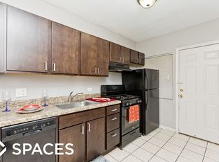 1354 1/2 W Argyle St APT 1N, Chicago, IL 60640