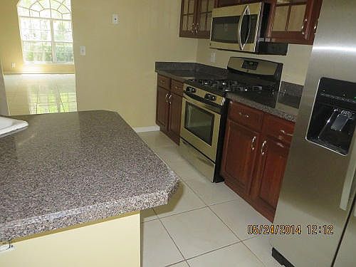 2nd image of 439 Woodview Circle