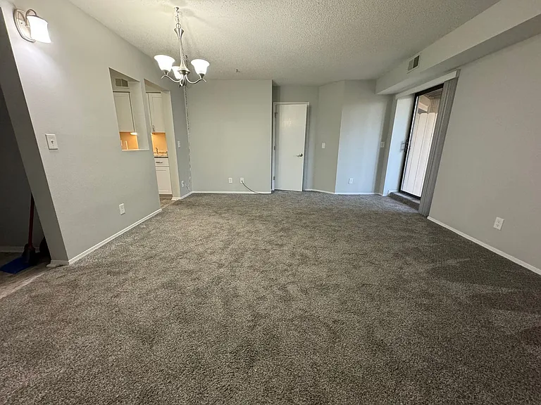 Westgate Residential Suites — Photo 16