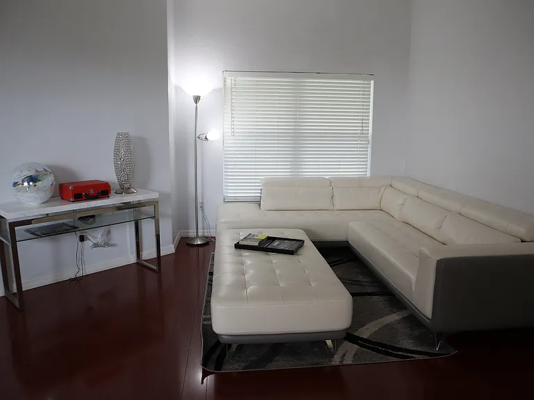 2951 Marbella Dr — Photo 8