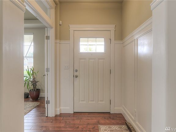 3rd image of 4404 Hammersley Way NW