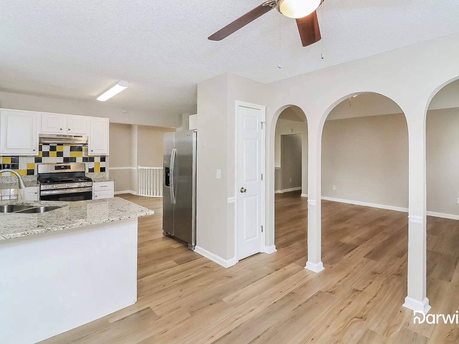 4 bed, 2.0 bath, 1508 sqft, $2,125 — Photo 3