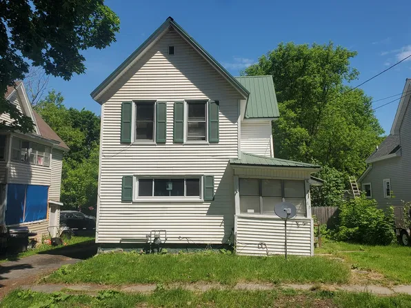 68 3rd St, Gloversville, NY 12078