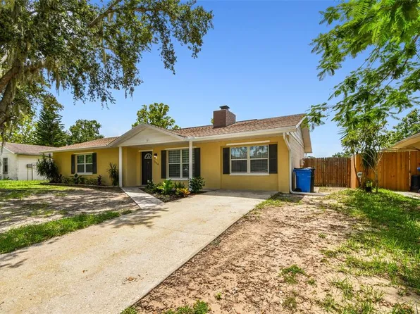 1320 Oak Valley Dr, Seffner, FL 33584