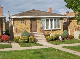 6236 W 63rd Pl, Chicago, IL 60638