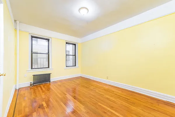 Sold by Modern Spaces | media 4