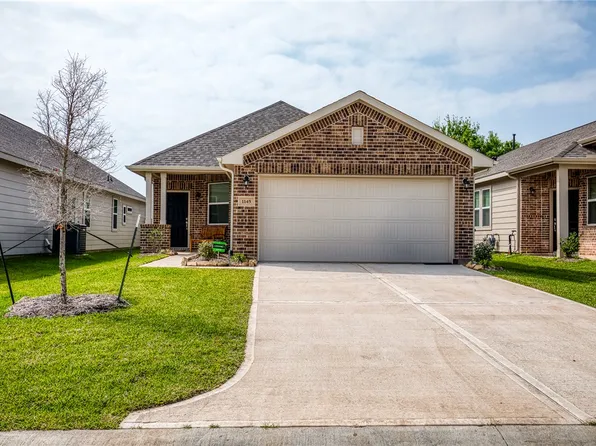 1145 Lilly Ln, Bellville, TX 77418