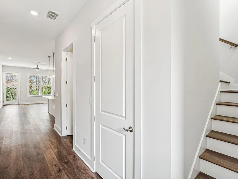 8210 Sonata Ln — Photo 4