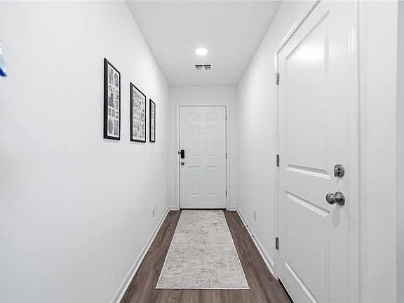 5th image of 27 Augusta Drive