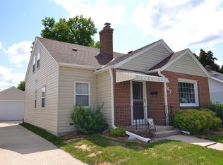 647 Midland Ave, West Bend, WI 53090