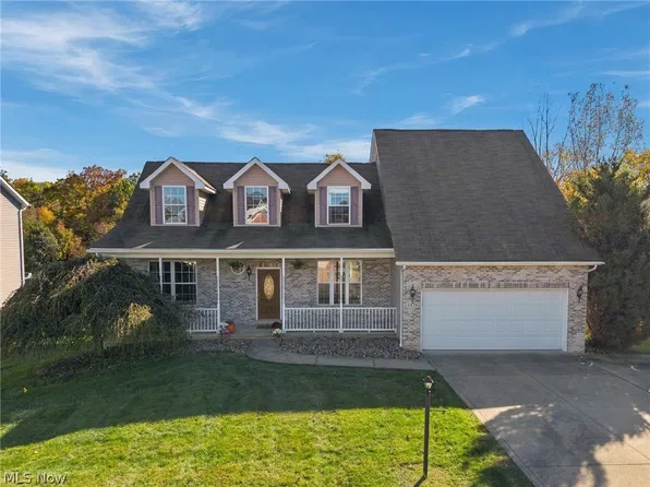 5374 Grovewood Ln, Medina, OH 44256