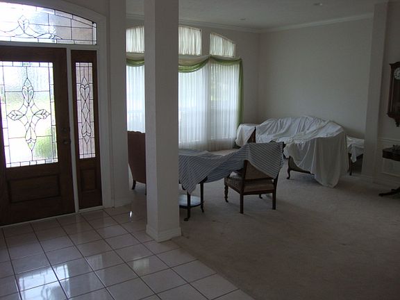 4th image of 1723 Hebert Woods Dr