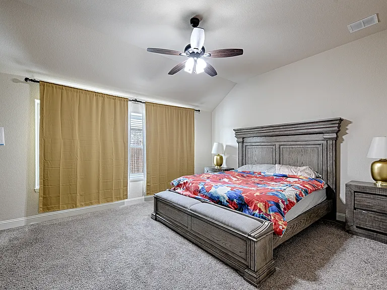 1721 Maplewood Dr — Photo 26