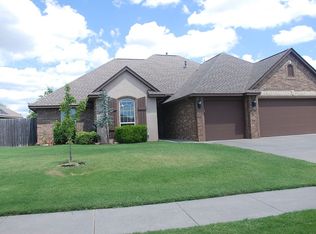 3220 Elmo Way, Moore, OK 73160
