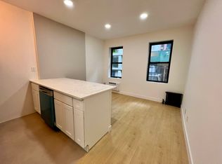 254 W 15th St APT 2C, New York, NY 10011