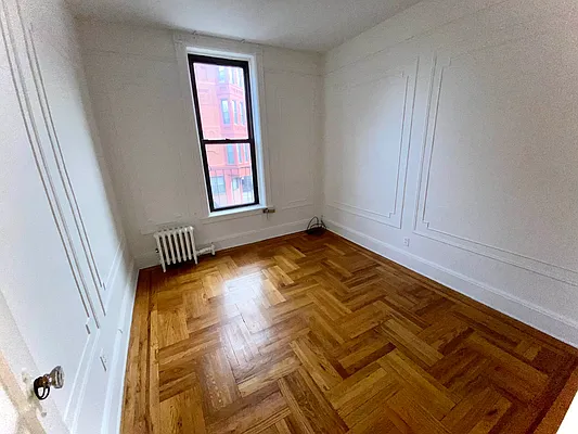 Rented by Dwell Residential Inc | media 8