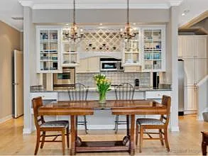 641 W Wayman St #D — Photo 3