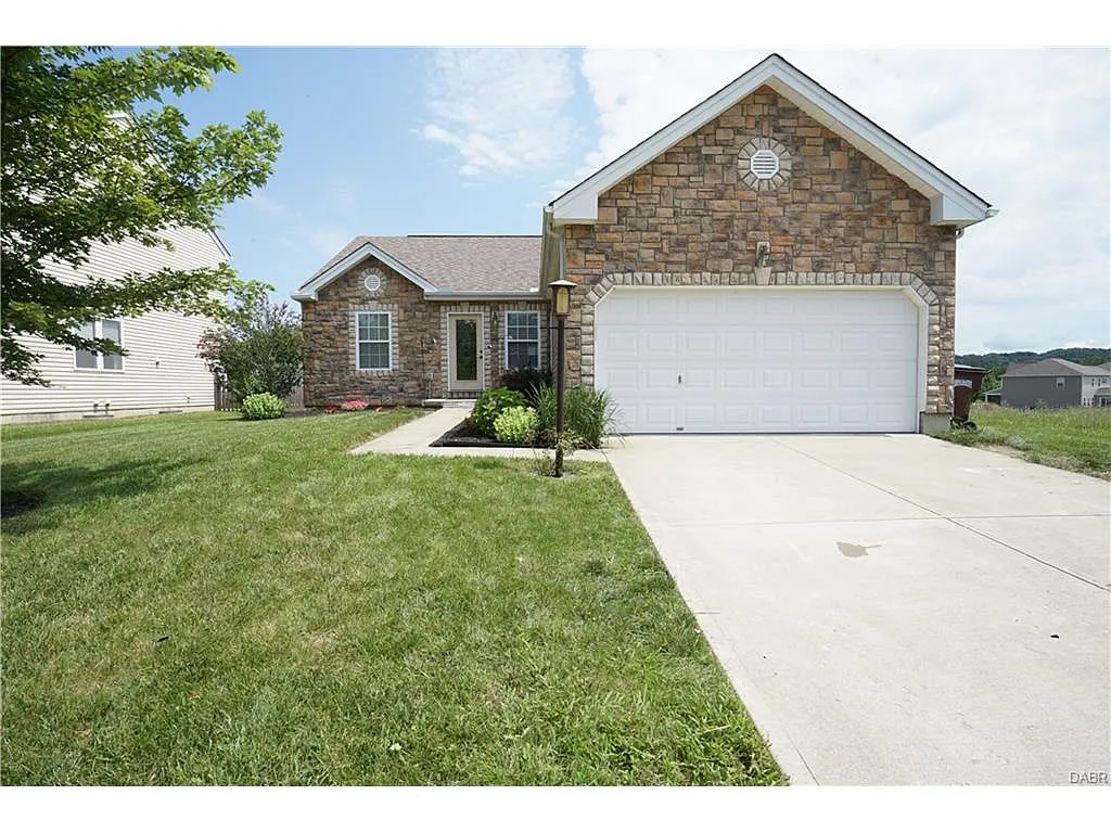 5024 Mary Louise Ct photo 1