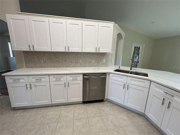 3rd image of 17180 SE 115th Terrace Rd