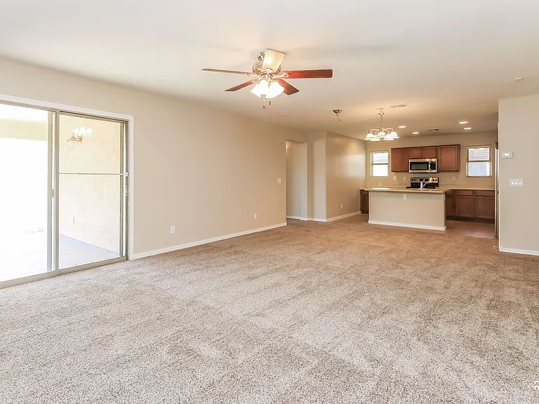 900 W Desert Canyon Dr — Photo 5