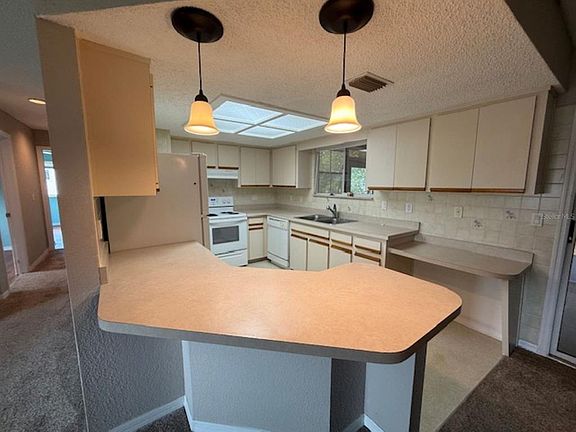 4th image of 8071 SW 109th Place Rd