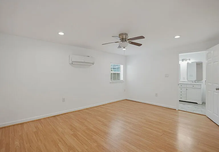 5315 Bell St — Photo 14