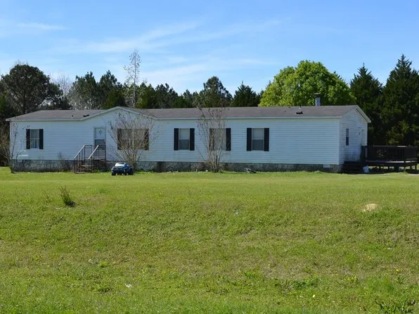 1016 Singletary Rd, Cairo, GA 39828