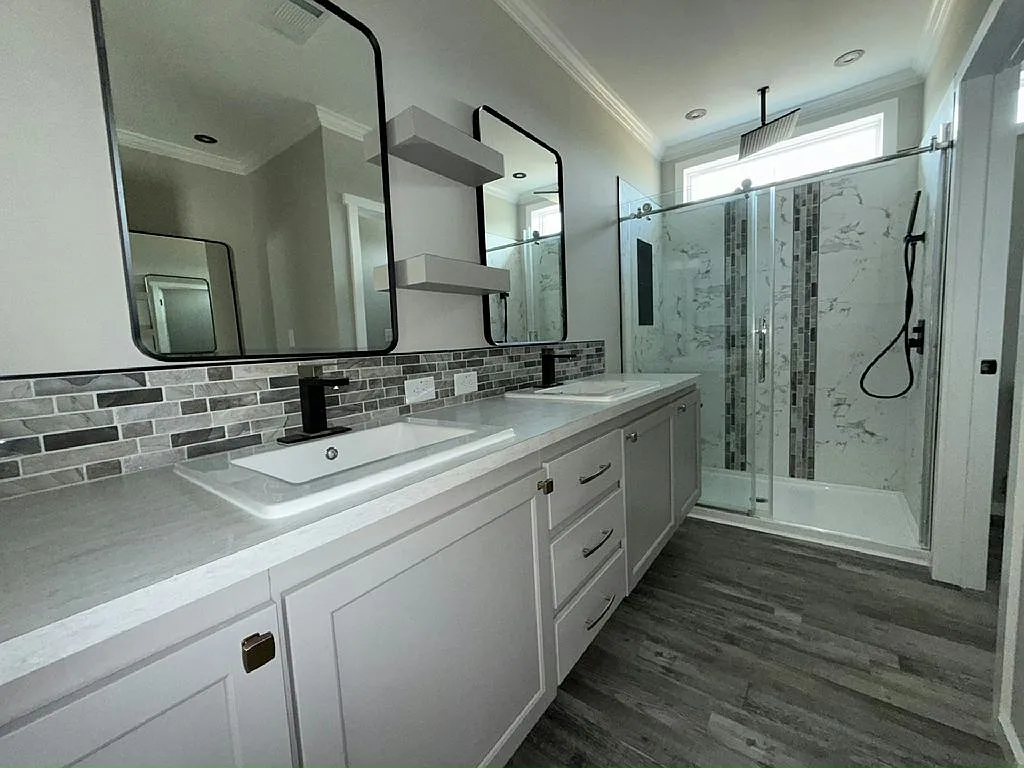 3 bed, 2.0 bath, 1460 sqft, $1,895 — Photo 2