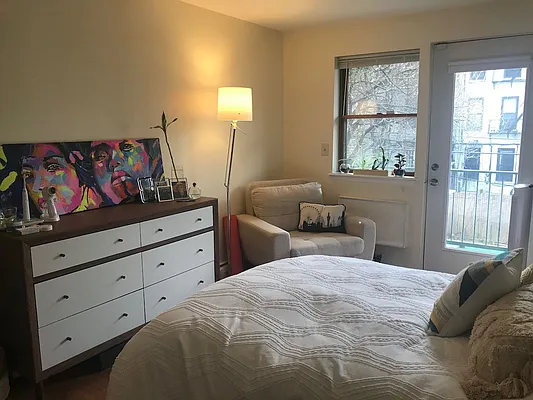 Rented by Compass | media 11