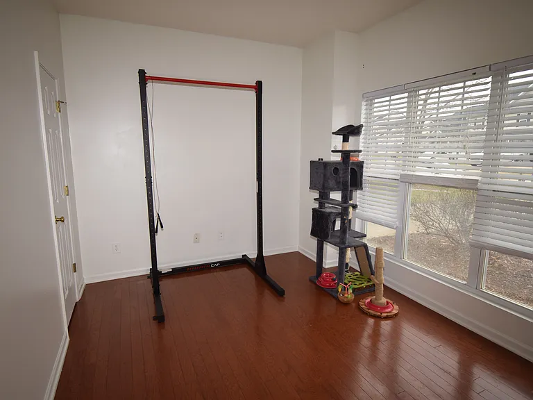 136 Penry Ln — Photo 10