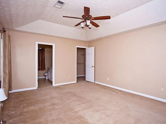 2nd image of 7064 Stoneybrook Dr