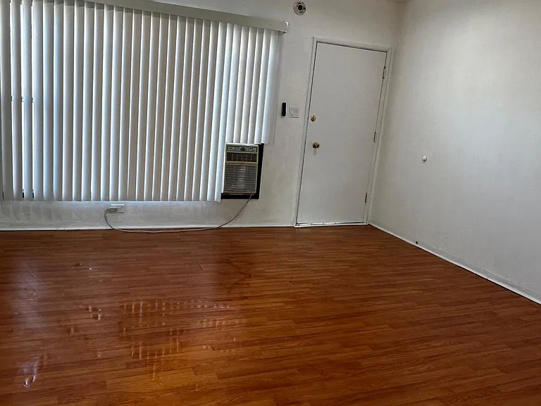 323 N Chevy Chase Dr #G — Photo 3