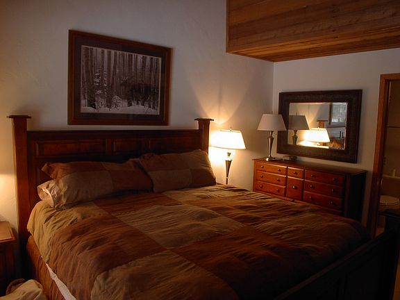 5th image of 121 Willis Pl APT 107