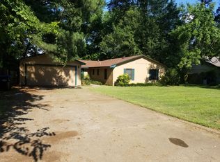 1510 Willow Oak Dr, Longview, TX 75601