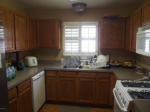 5th image of 2161 Pierce Arrow Dr