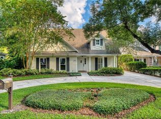 2919 W Hawthorne Rd, Tampa, FL 33611